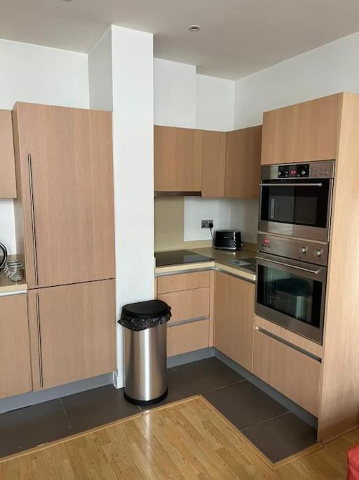 Stunning 2 Bed Flat! Centrally Located In London, Uk! Exterior photo