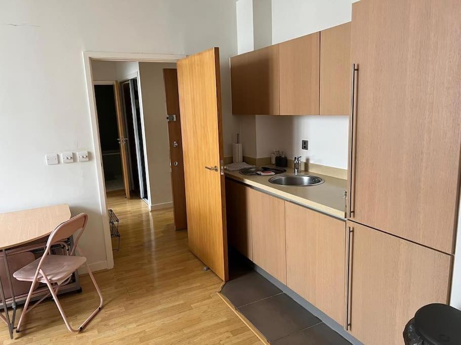 Stunning 2 Bed Flat! Centrally Located In London, Uk! Exterior photo